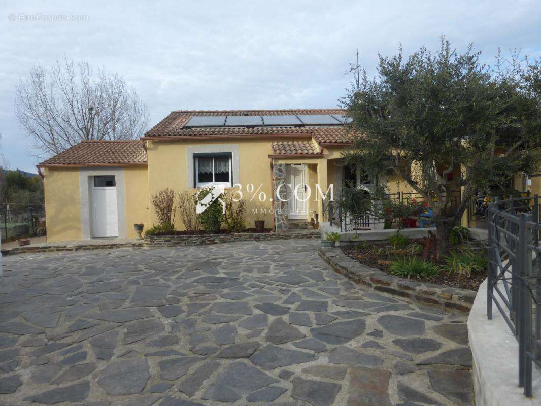 Maison à SAINT-HILAIRE-DE-BRETHMAS