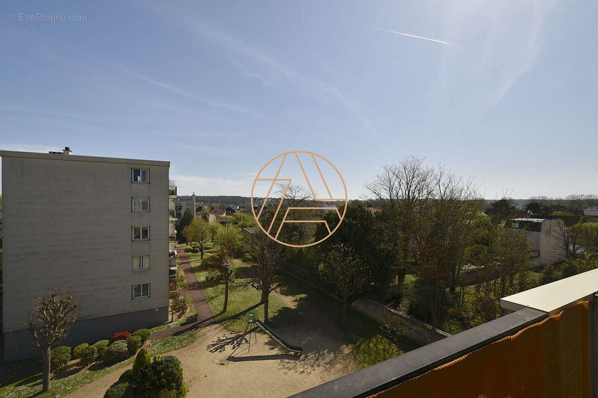 Appartement à SAINT-MAUR-DES-FOSSES