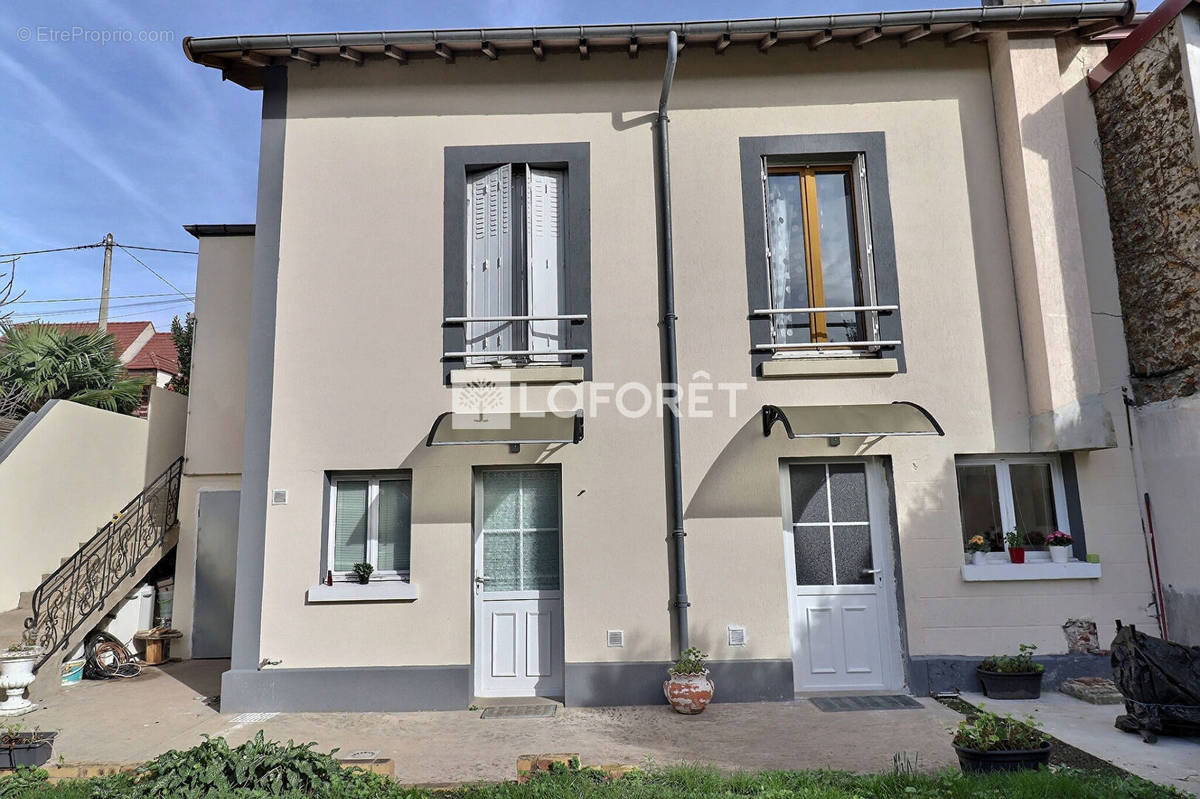 Maison à VITRY-SUR-SEINE
