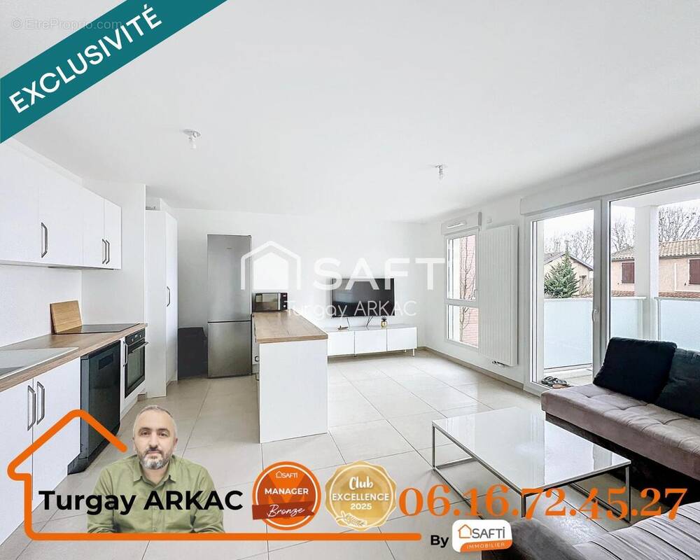 Photo 1 - Appartement à DECINES-CHARPIEU