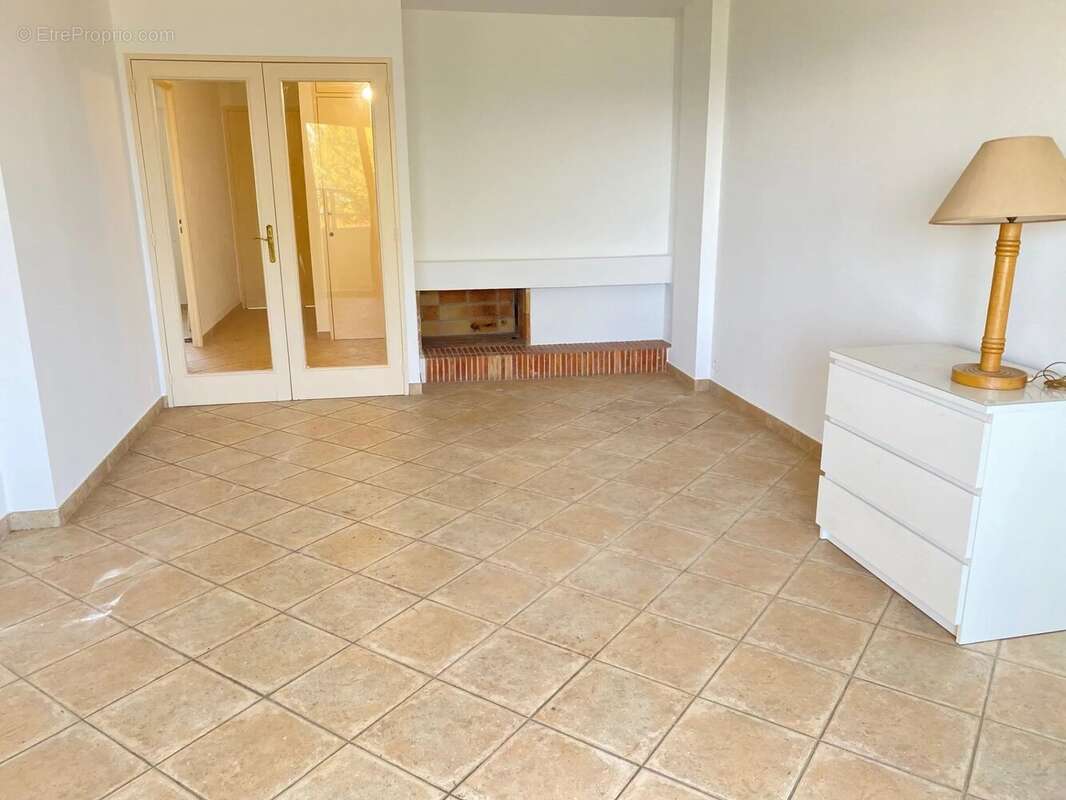 Appartement à HYERES