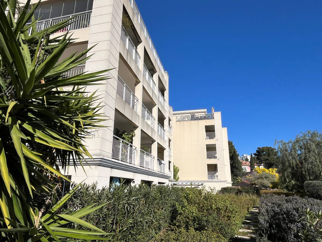 Appartement à HYERES