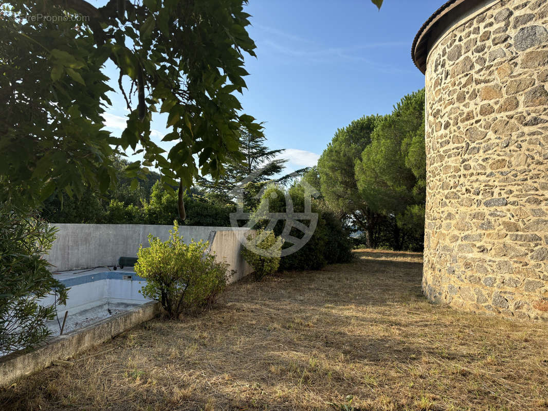 Maison à SAINT-PERAY