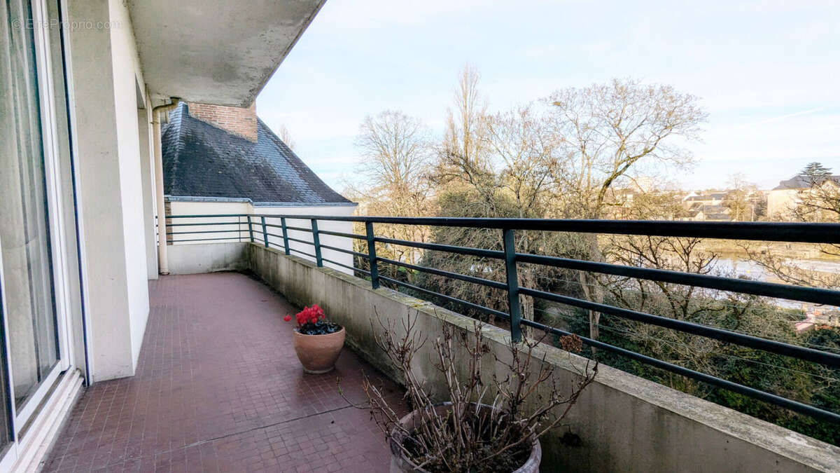 Appartement à LAVAL