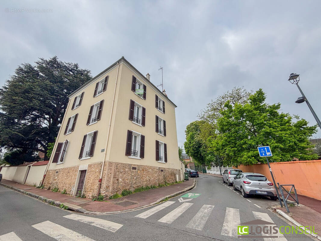 Appartement à FONTENAY-AUX-ROSES