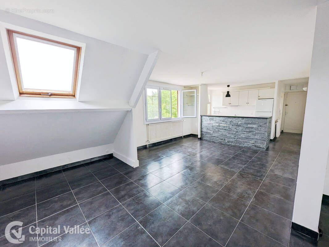 Appartement à SAINT-REMY-LES-CHEVREUSE
