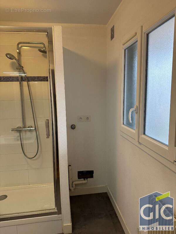 Appartement à MONDEVILLE