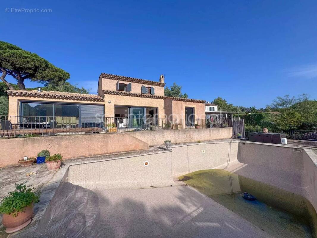 Maison à GRIMAUD