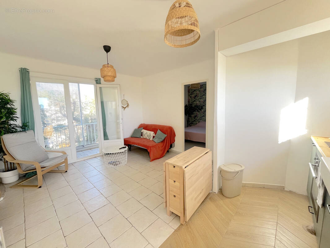 Appartement à SIX-FOURS-LES-PLAGES