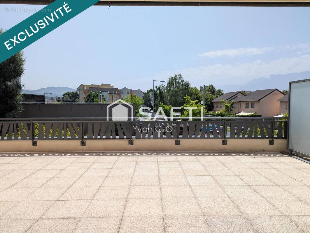 Photo 1 - Appartement à SAINT-MARTIN-D&#039;HERES