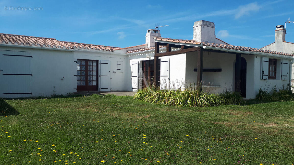 Maison à BARBATRE