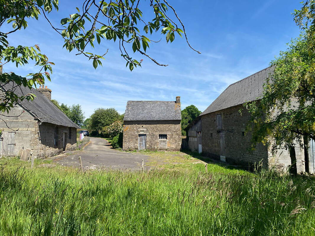 Maison à LARCHAMP