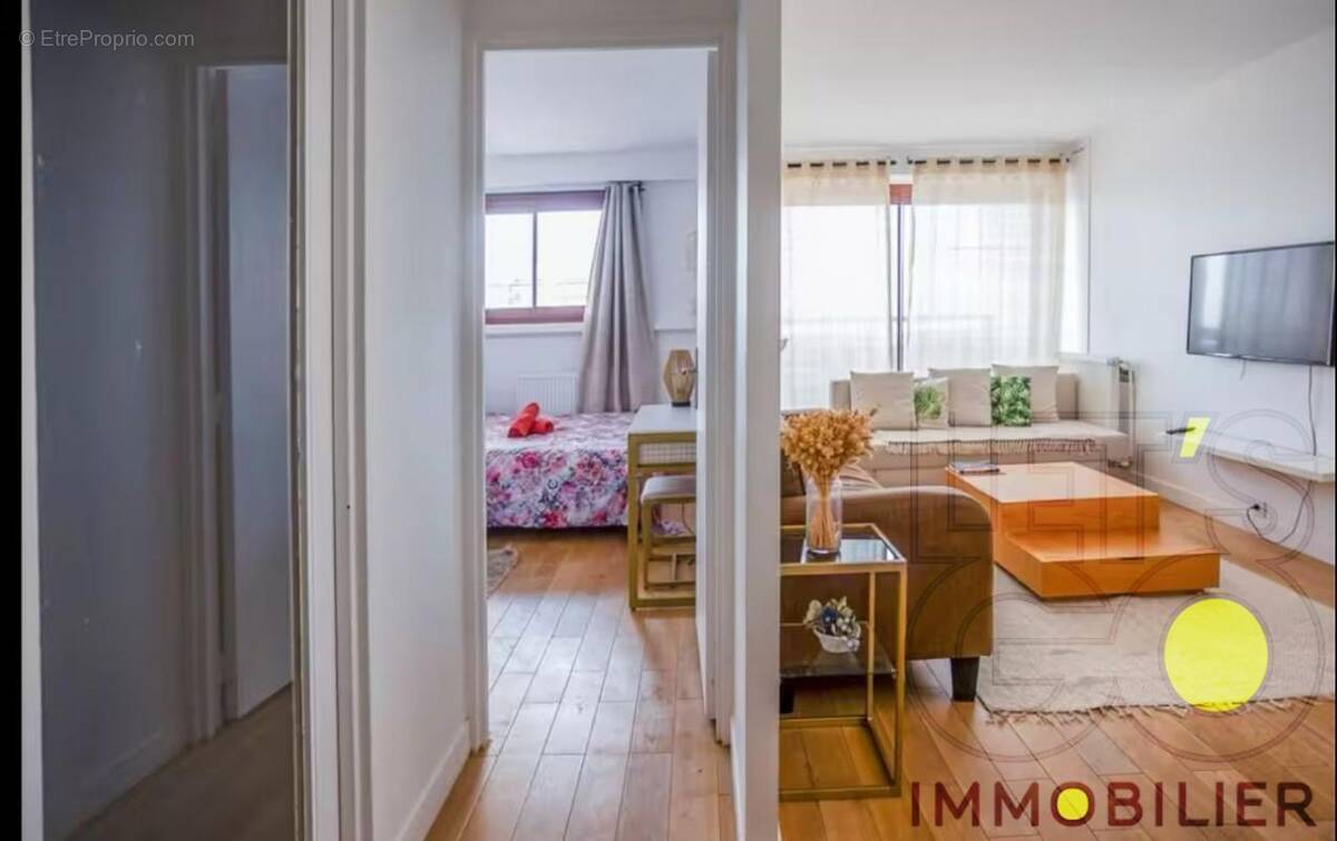 Appartement à PARIS-15E