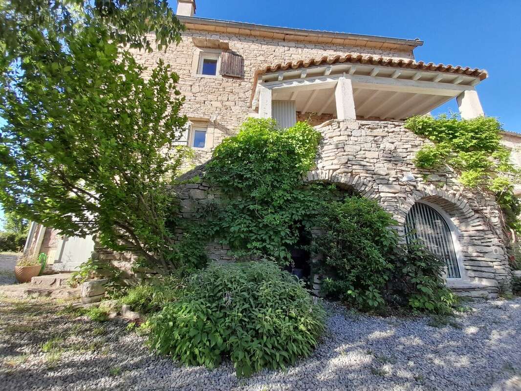 Maison à POMPIGNAN