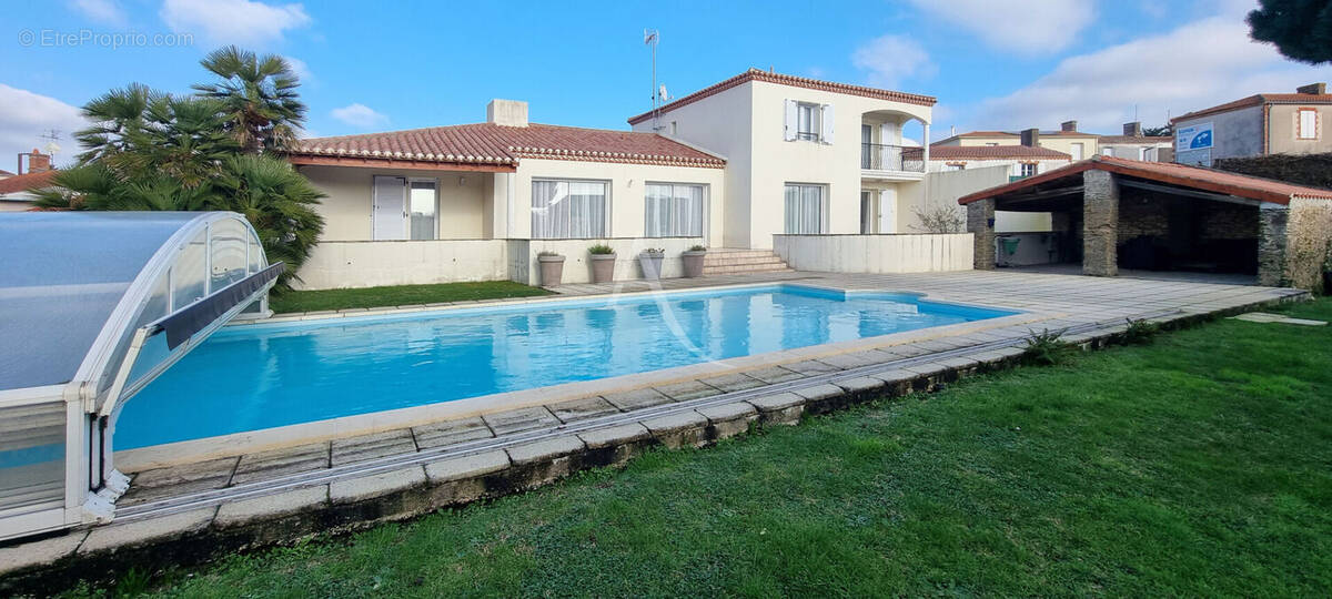 Maison à L&#039;AIGUILLON-SUR-VIE