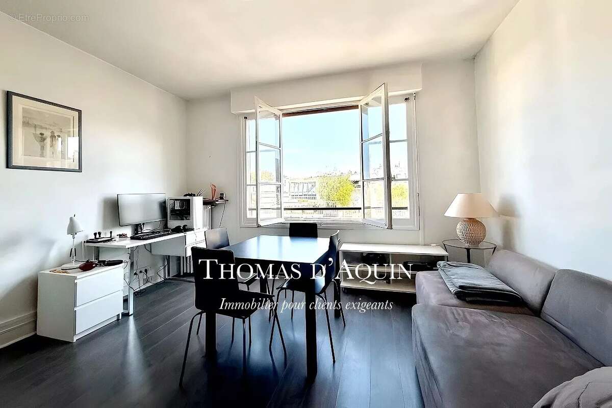 Appartement à PARIS-6E