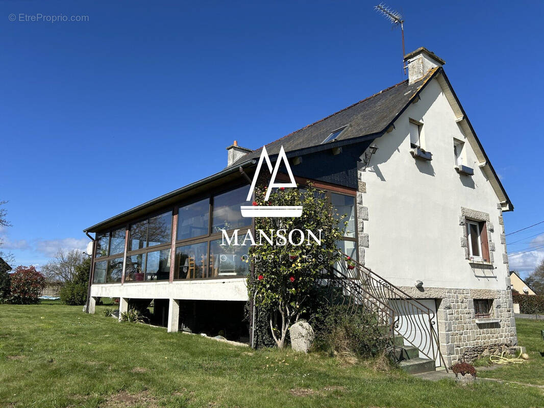 Maison à LANVALLAY