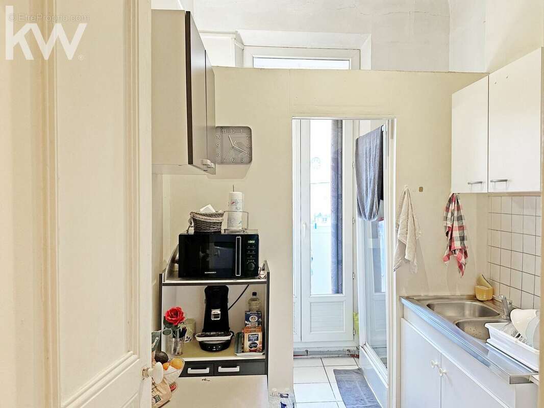 Appartement à HYERES