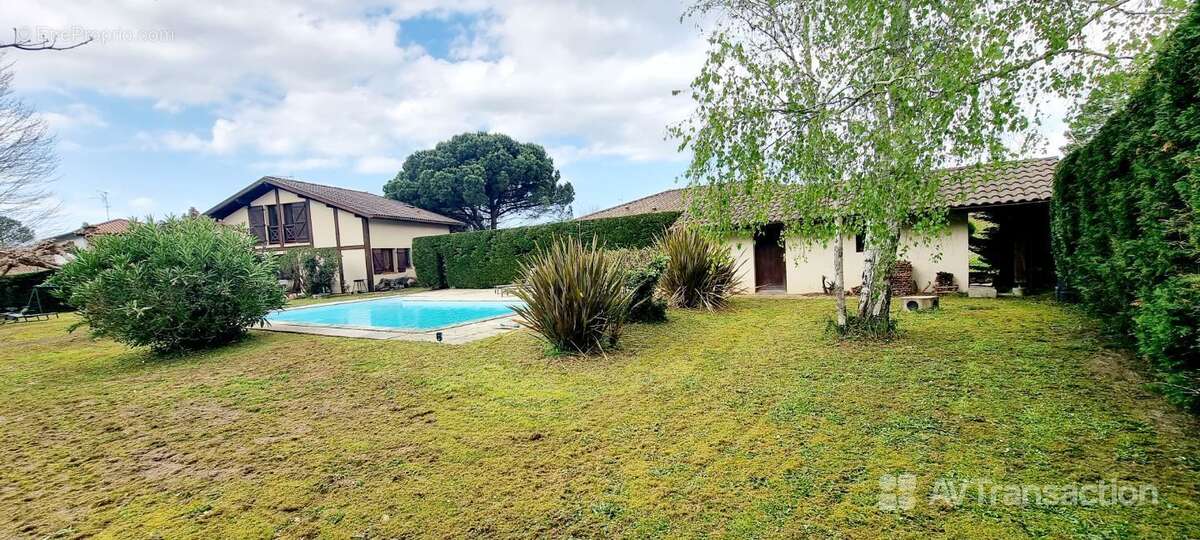 Maison à TOSSE