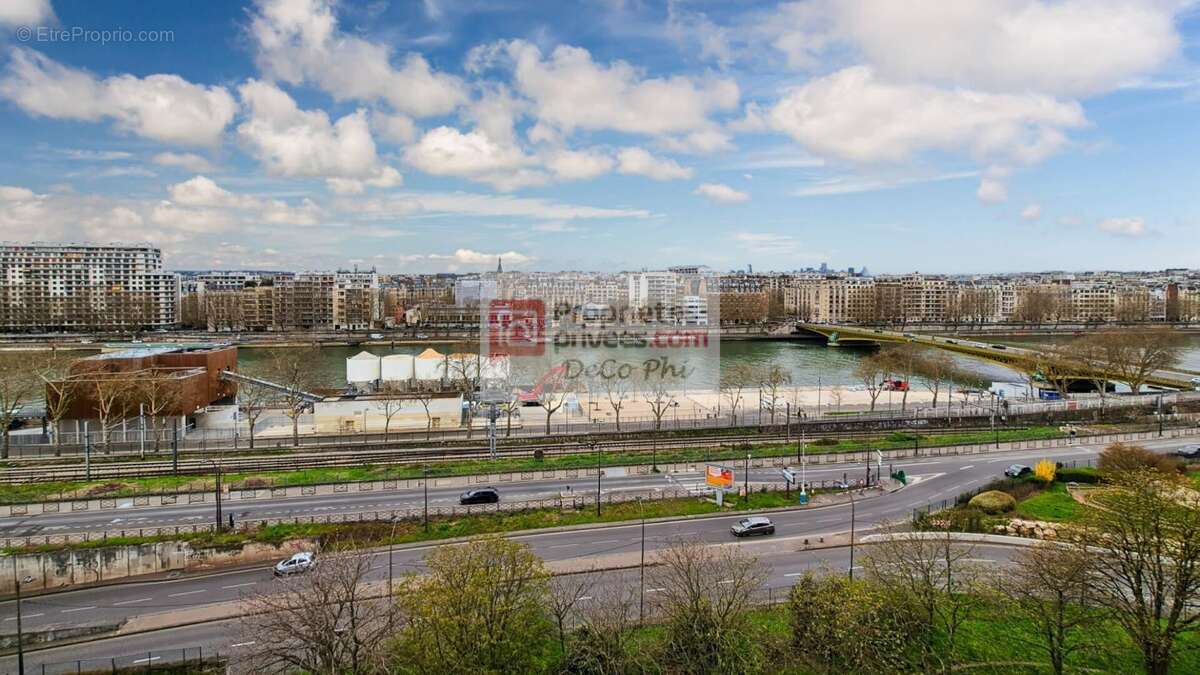 Appartement à PARIS-15E