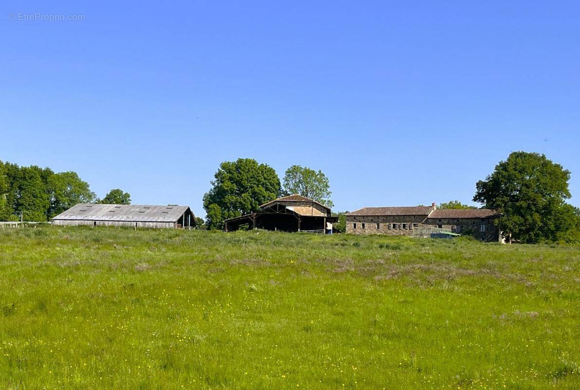 Maison à VAYRES