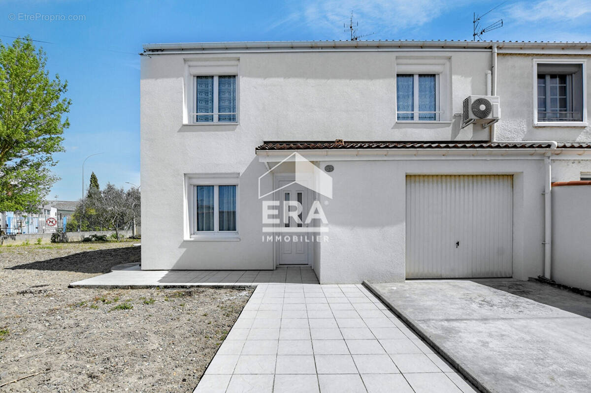 Maison à CASTELGINEST