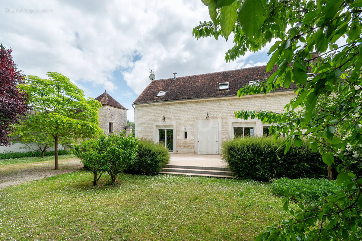 Maison à TONNERRE