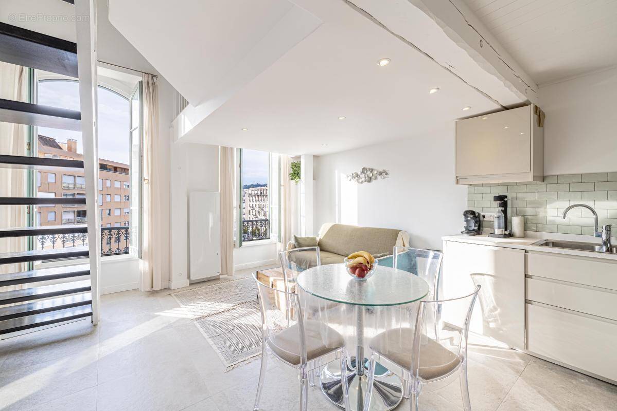 Appartement à NICE