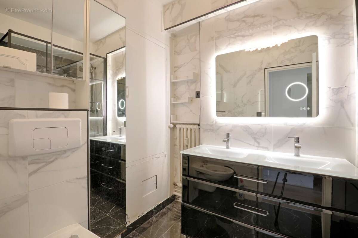 Appartement à SAINT-MAUR-DES-FOSSES