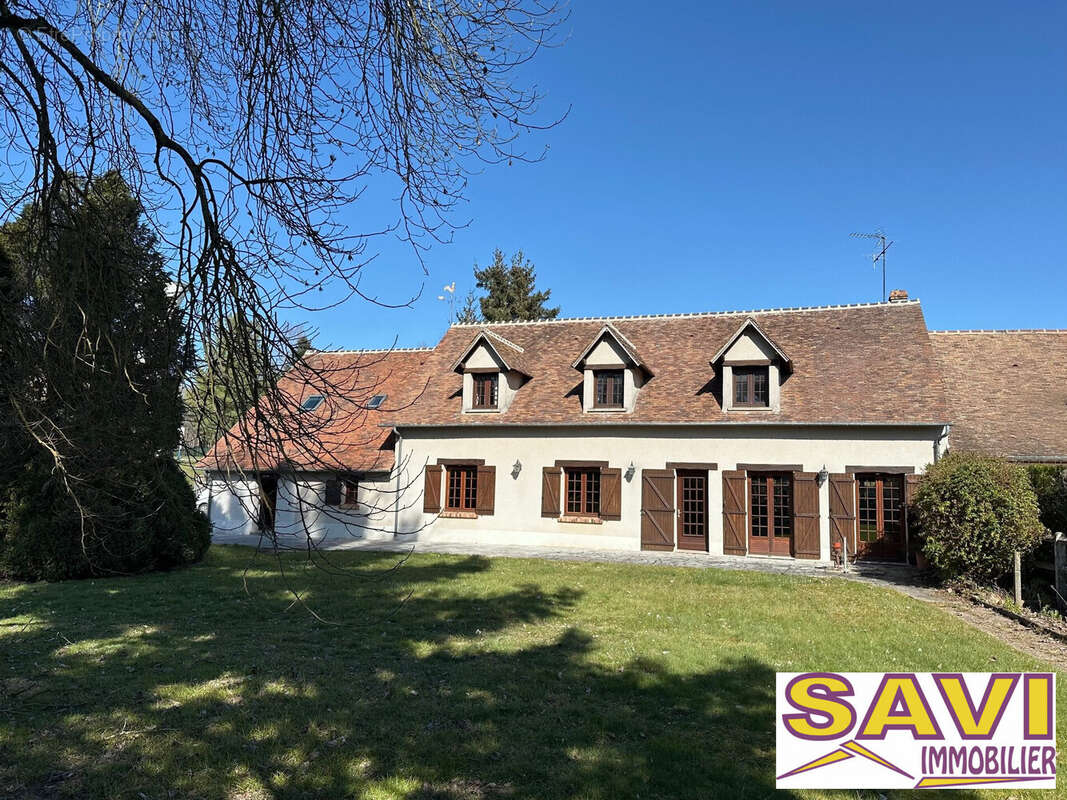 Maison à PAUCOURT