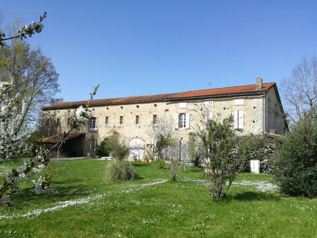Maison à PUYLAURENS