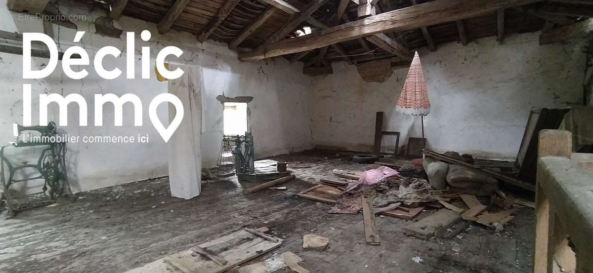 Maison à BENEST