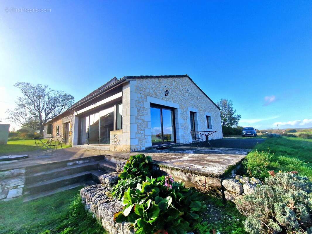 Maison à ISSIGEAC
