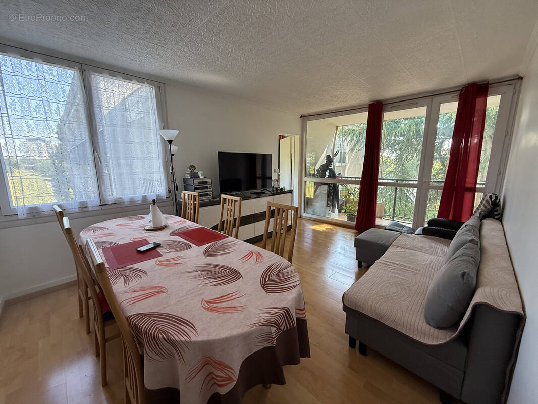 Appartement à SARCELLES