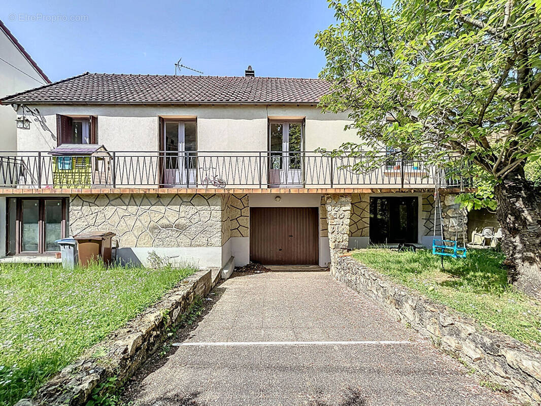 Maison à MONTGERON