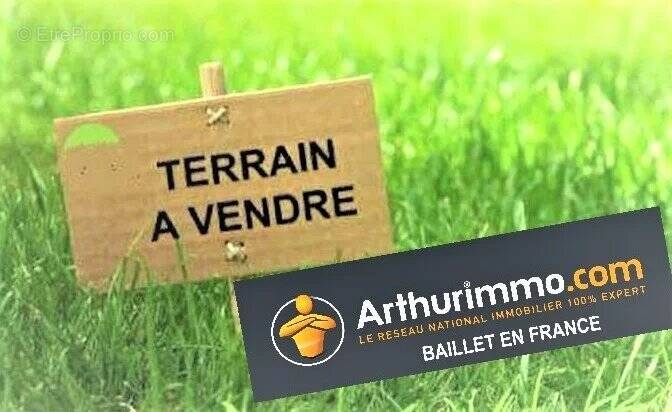 Terrain à MAFFLIERS