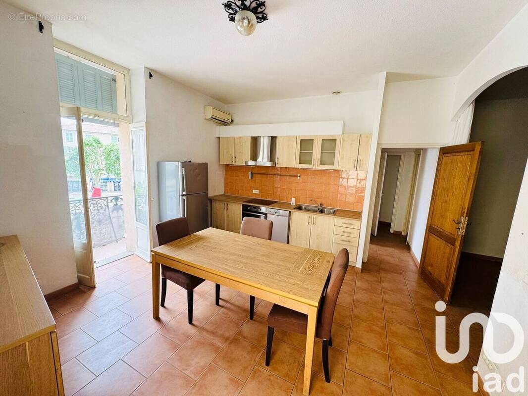 Photo 1 - Appartement à LE LUC