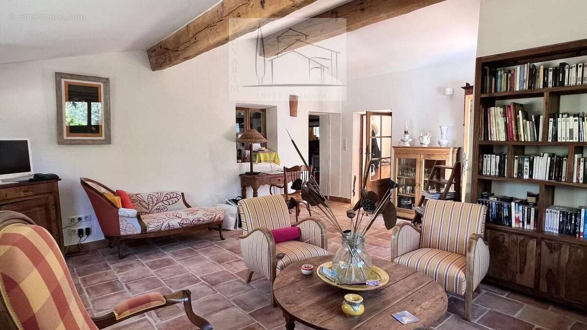 Maison à FAYENCE