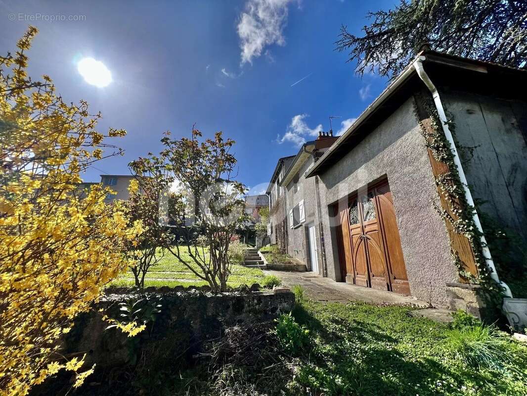 Maison à CLERMONT-FERRAND
