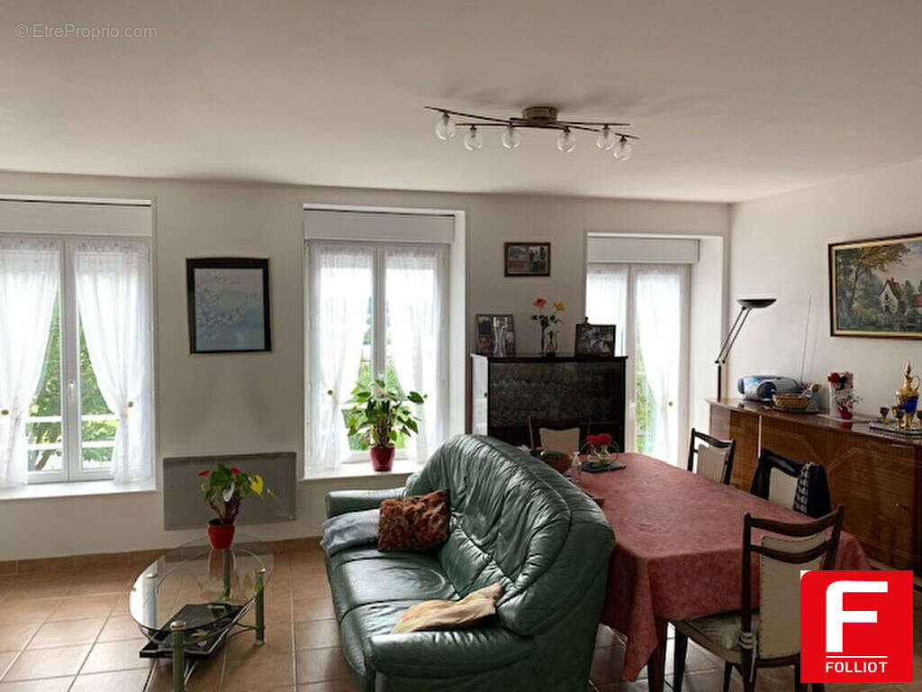 Appartement à SOURDEVAL