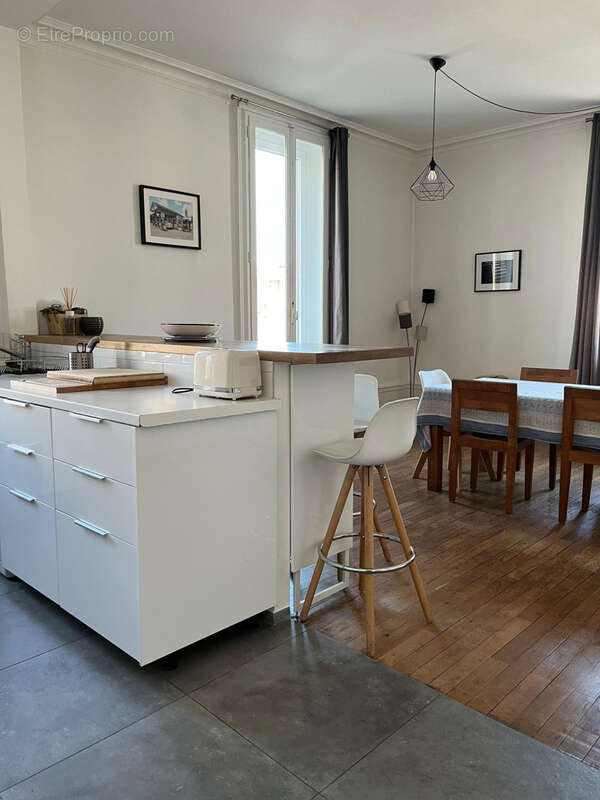 Maison à TASSIN-LA-DEMI-LUNE