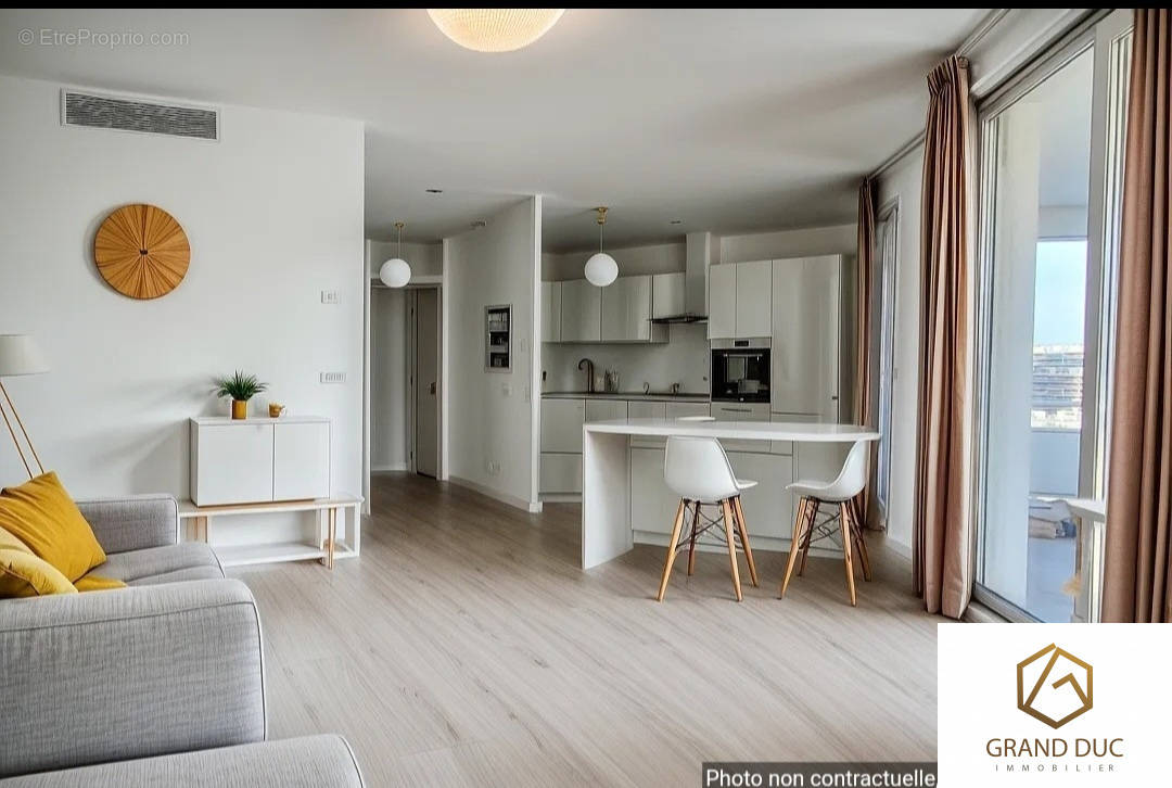 Appartement à MARSEILLE-8E