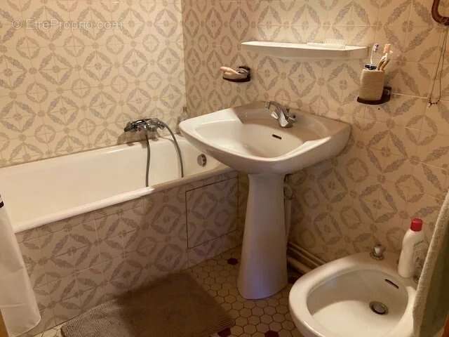 Appartement à FONT-ROMEU-ODEILLO-VIA