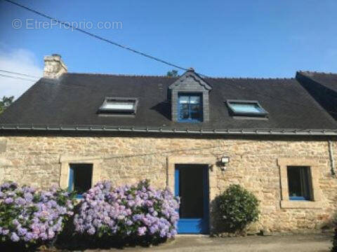 Façade - Maison à PLOERDUT