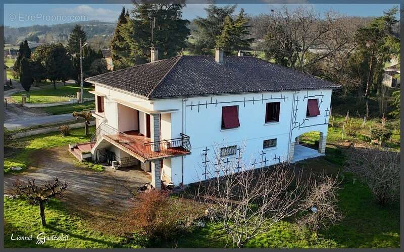 Maison à PORT-SAINTE-FOY-ET-PONCHAPT