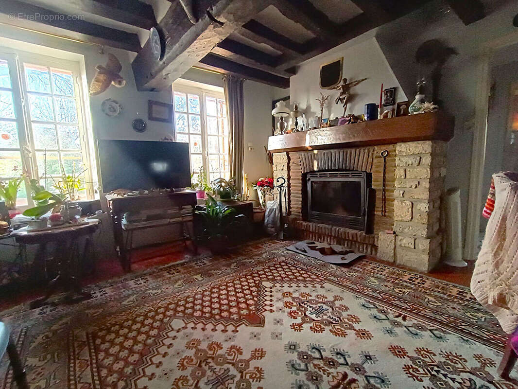 Maison à CHILLEURS-AUX-BOIS
