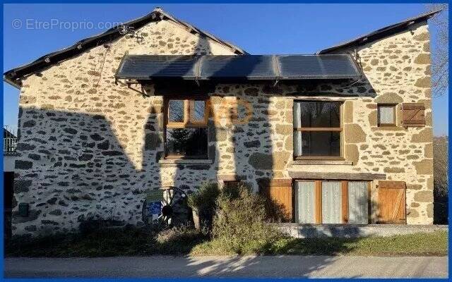 Maison à DECAZEVILLE