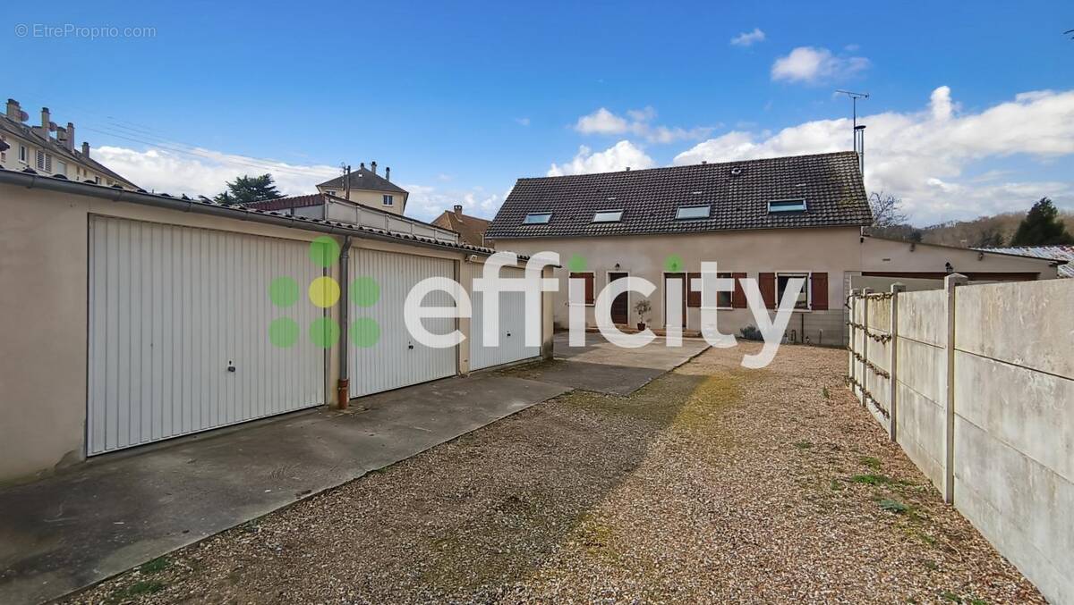 Appartement à SAINT-MARCEL
