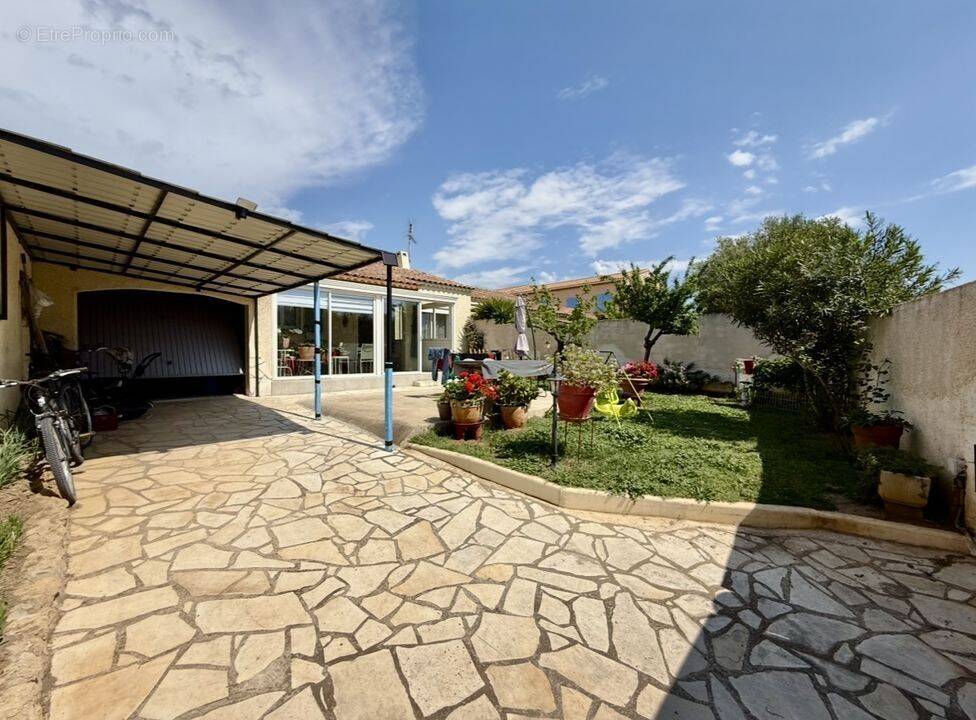 Fos-sur-Mer maison T4 à vendre - plain-pied - 3 chambres - - Maison à FOS-SUR-MER