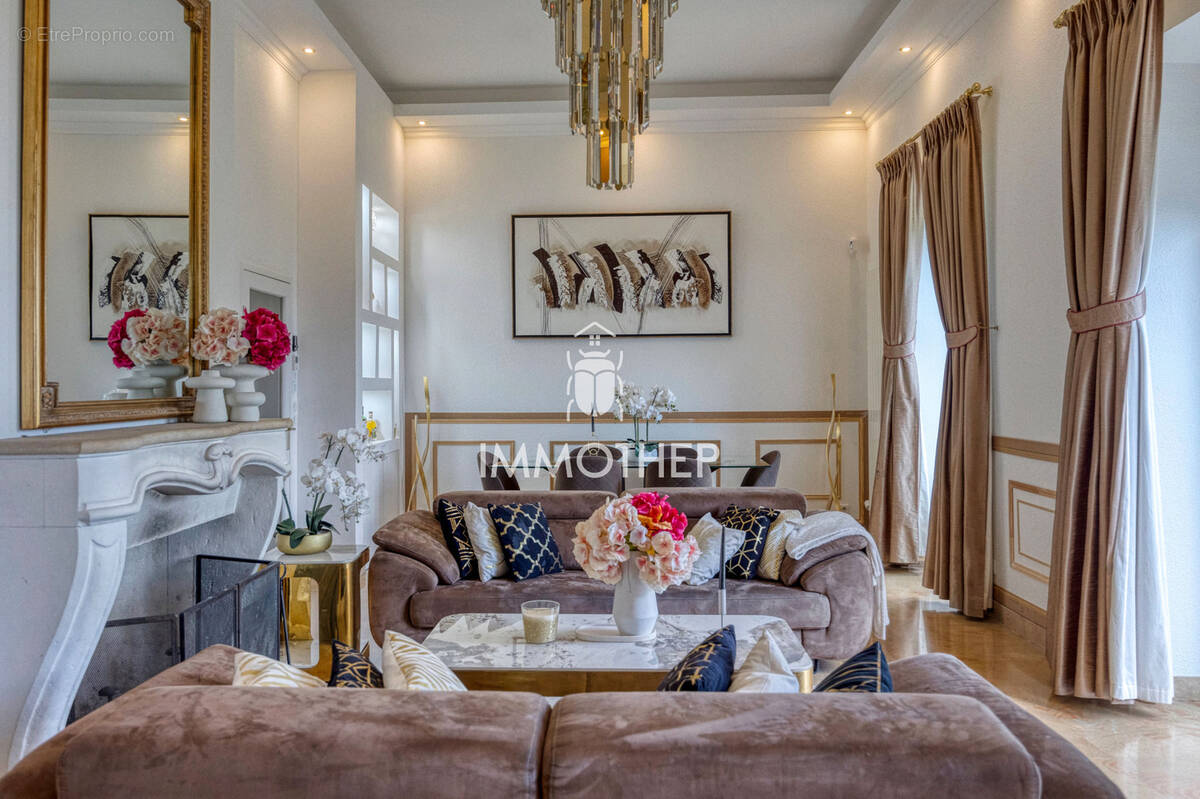 Appartement à CORENC